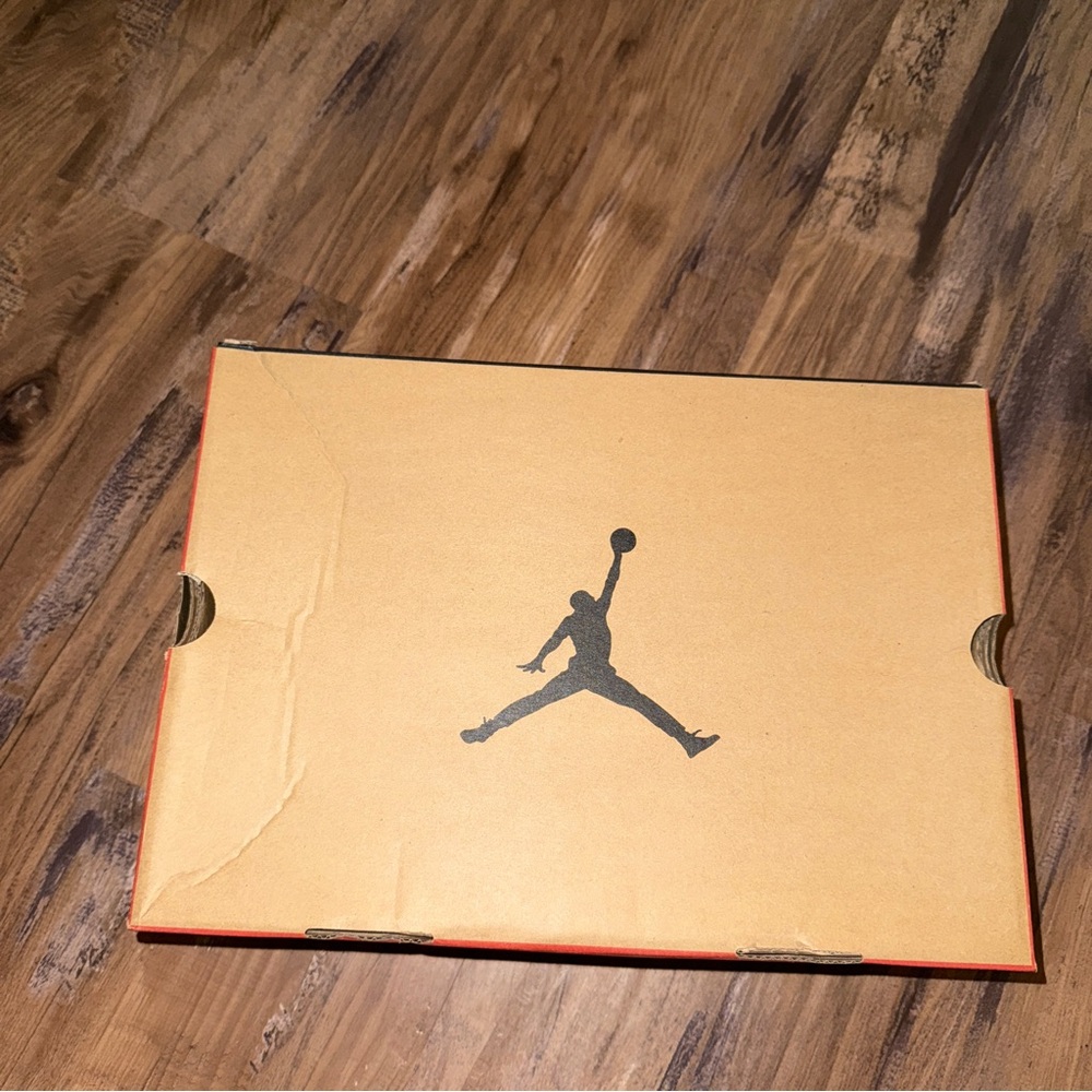 Jordan Red and Black Sneakers - Picture 6 of 6